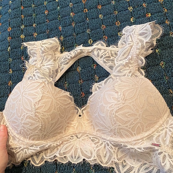 Pink Victoria’s Secret bralette medium - Picture 2 of 4
